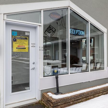 Motel Et Condo Chez Charley Sainte-Anne-de-Beaupré Exteriér fotografie