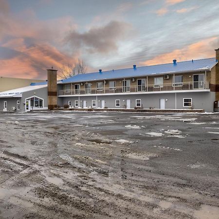 Motel Et Condo Chez Charley Sainte-Anne-de-Beaupré Exteriér fotografie