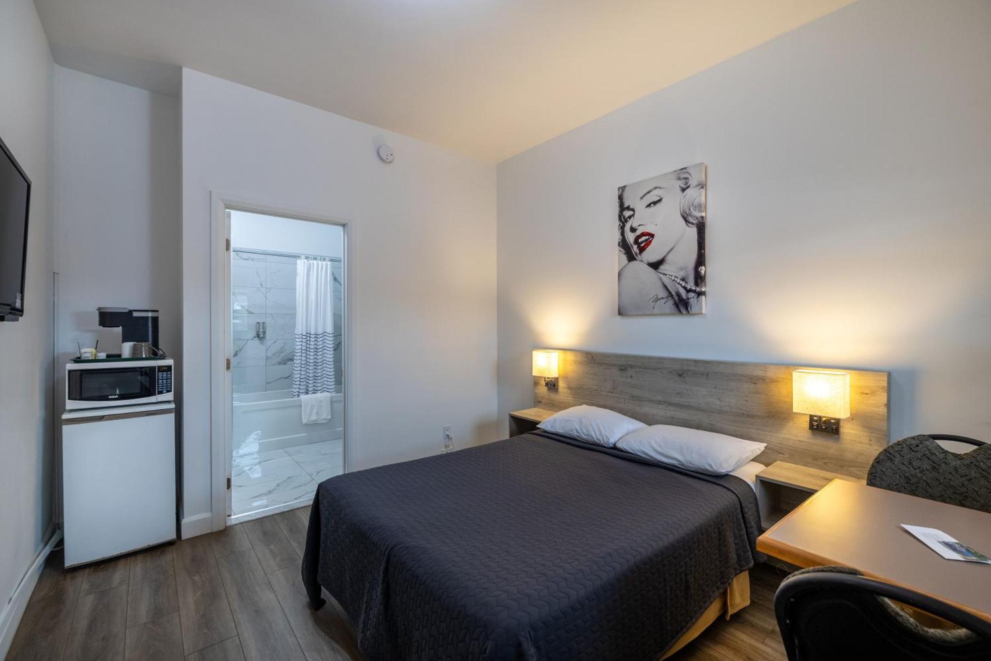 Motel Et Condo Chez Charley Sainte-Anne-de-Beaupré Exteriér fotografie